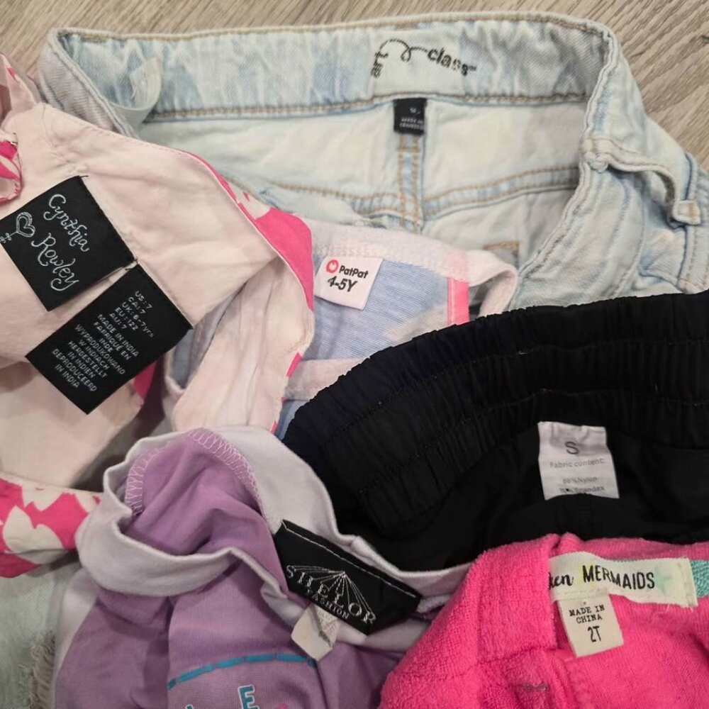 Lot of girls clothing - Picture 7 of 8
